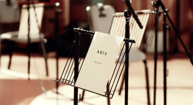 Krug x Max Richter : L’art de l’assemblage, du verre à la partition, transformer chaque cuvée en symphonie sensorielle