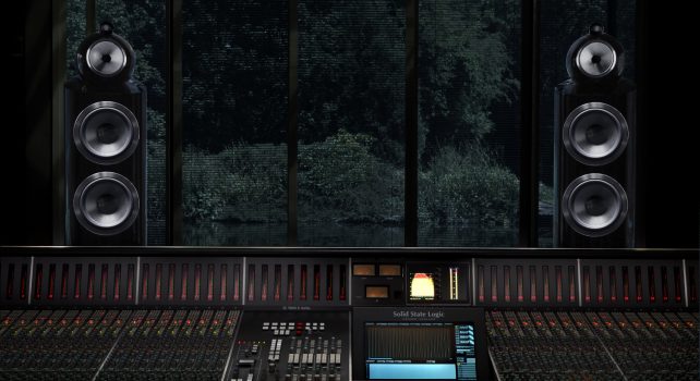 Bowers & Wilkins 800 D3 : Une enceinte haute performance pour les audiophiles