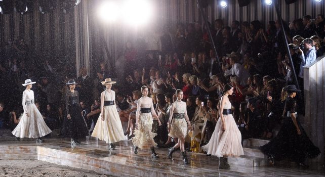 Dior Cruise 2019 : De Montmartre à Chantilly, la France à l&rsquo;honneur