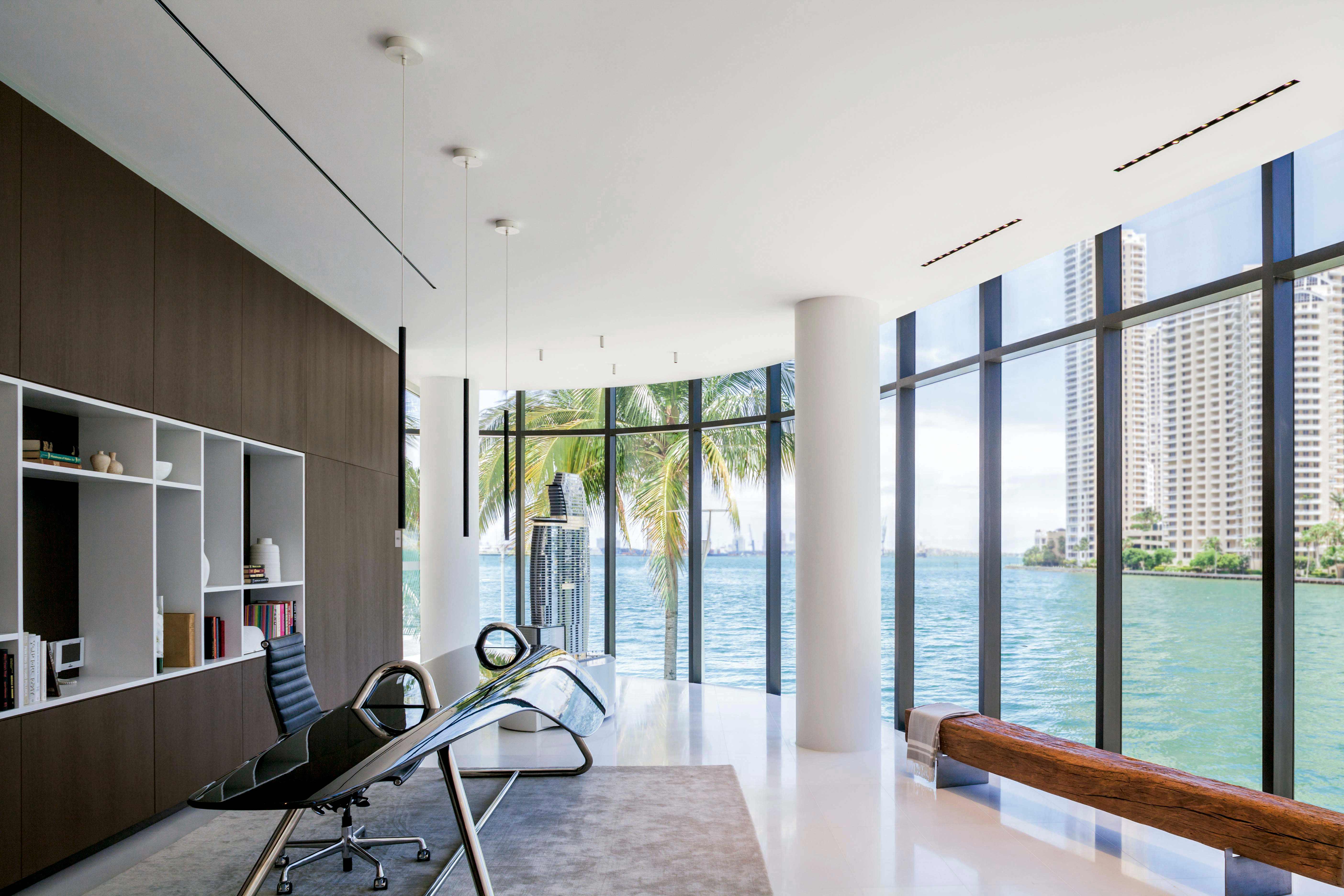 Aston Martin Residences : Découverte d'un sublime Penthouse au cœur de ...