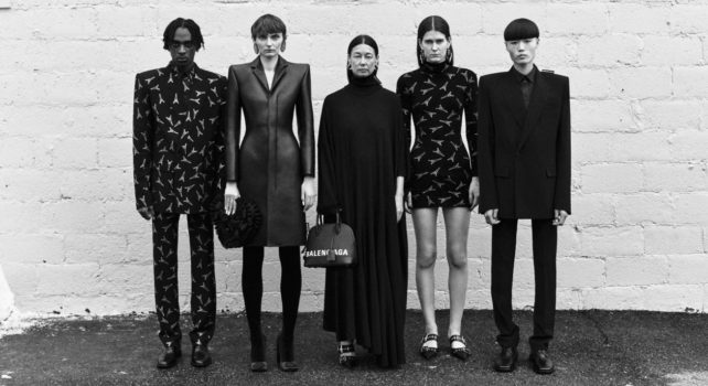 Balenciaga : La maison se réconcilie avec la Haute Couture