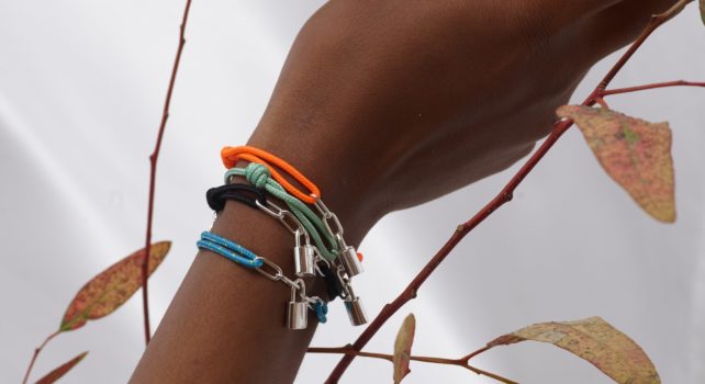 Louis Vuitton : Virgil Abloh signe le nouveau bracelet UNICEF