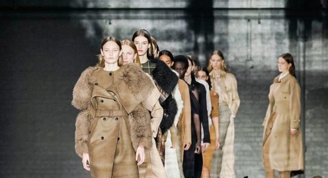 Burberry Automne/Hiver 2021 : Classiques et conscience environnemental