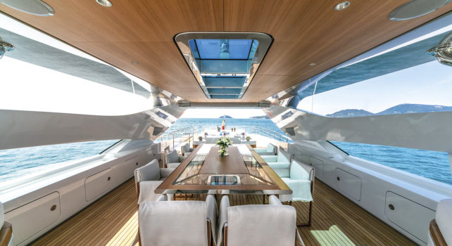 Mangusta GranSport 54 El Leon : Un yacht aussi magnifique que puissant