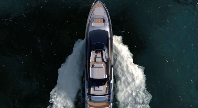 Riva 76 Perseo Super : Un yacht aux performances  et au design d&rsquo;exception