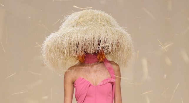 Jacquemus Été 2023 : « Le Raphia » 