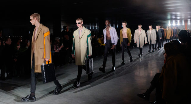 Prada Homme Automne/Hiver 2023 : Utilité magnifiée & allure cassante