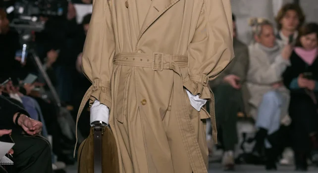 Hed Mayner Automne/Hiver 2023 : Tailoring disproportionné pour plus de confort