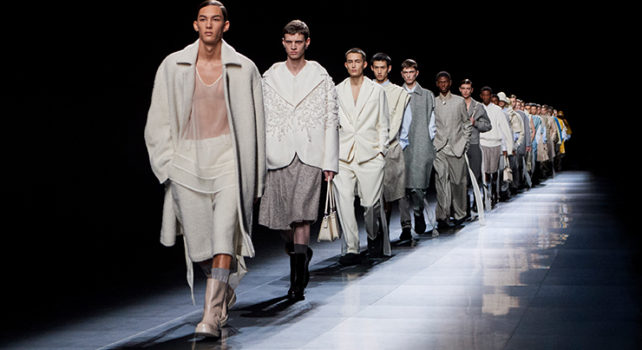 Dior Homme Automne/Hiver 2023 : Souvenirs romantiques, entre passé et modernité