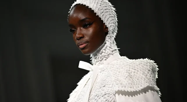 Jean Paul Gaultier Haute-Couture Printemps 2023 : Moment de grâce