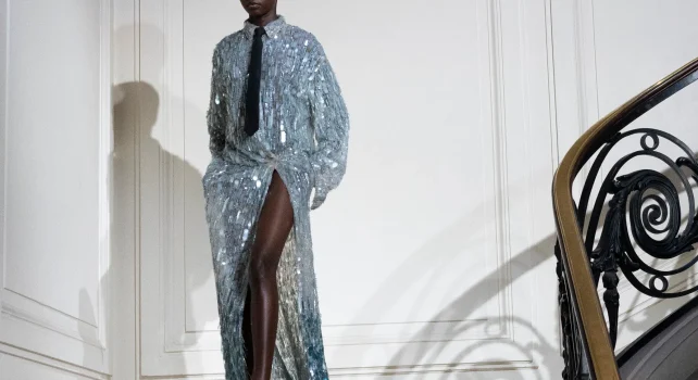 Valentino Automne/Hiver 2023 : « Black Tie Collection »