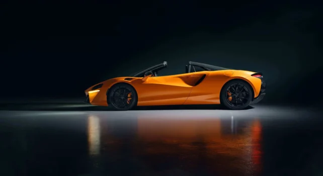 Artura Spider : Le premier cabriolet hybride signé McLaren