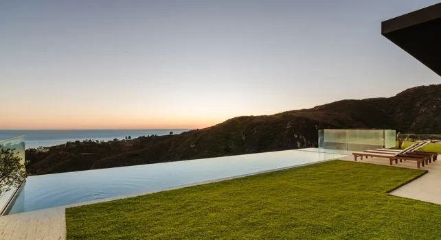 Pacific Palisades : Un somptueux manoir mis en vente à 24,5 millions de dollars