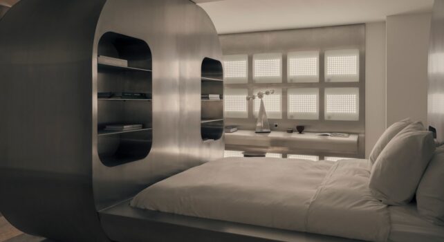 Karl Lagerfeld : L&rsquo;appartement parisien du designer signé Pauline Leprince