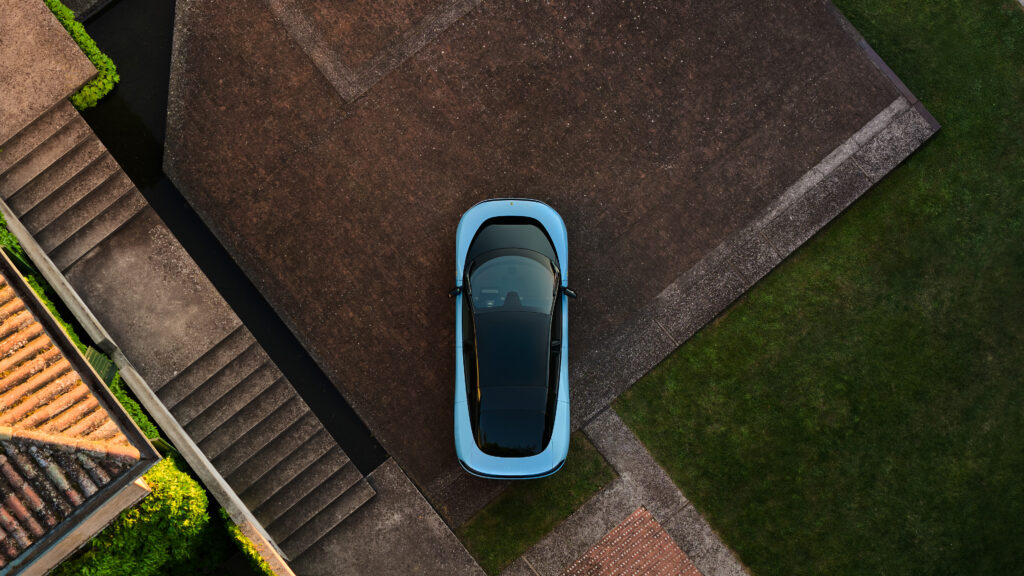 Ferrari Luce haut