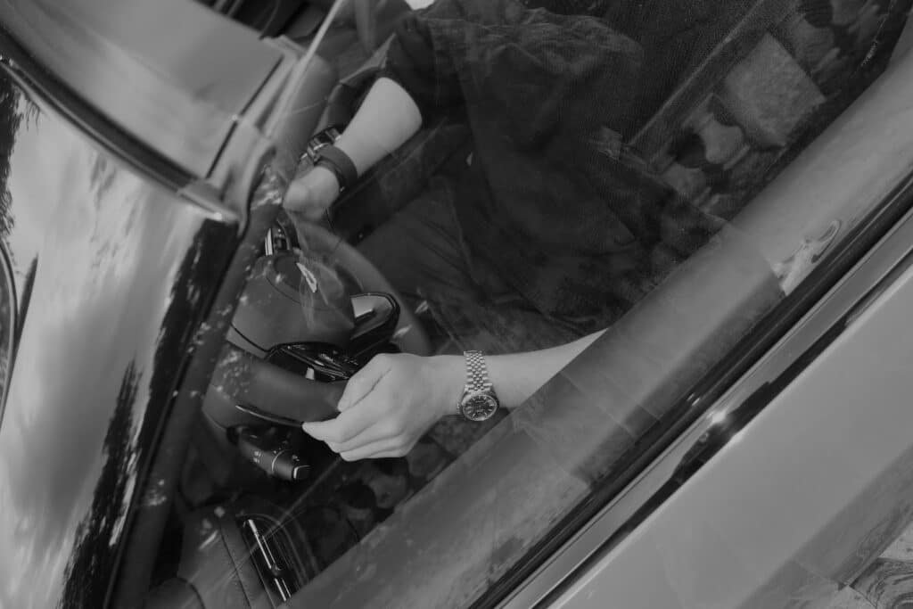 Au volant ou à l'arrière : des sensations uniques