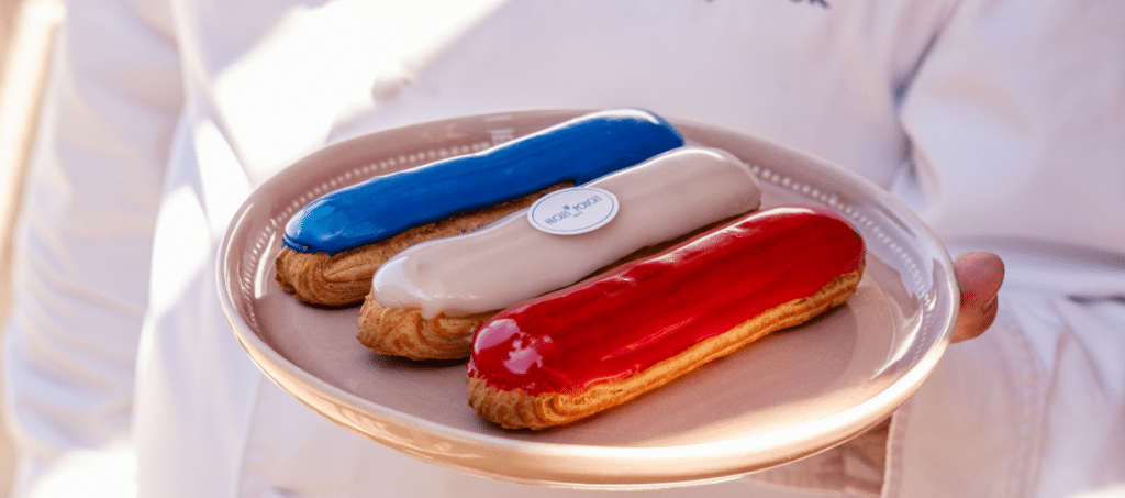 Hugues Pouget - Eclairs bleu blanc rouge