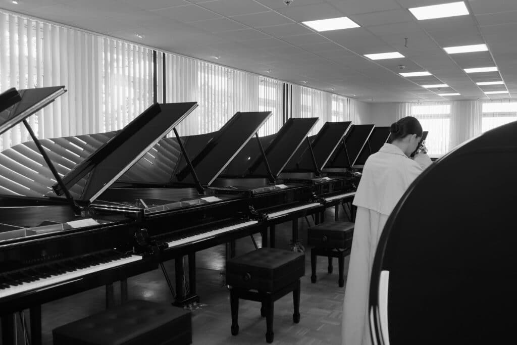 Salle d'écoute Steinway & Sons