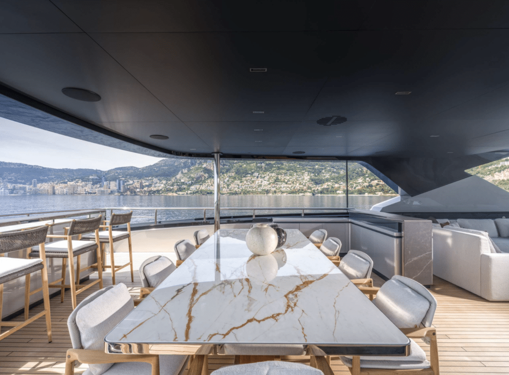 Salle à manger terrasse Riva 54Metri 