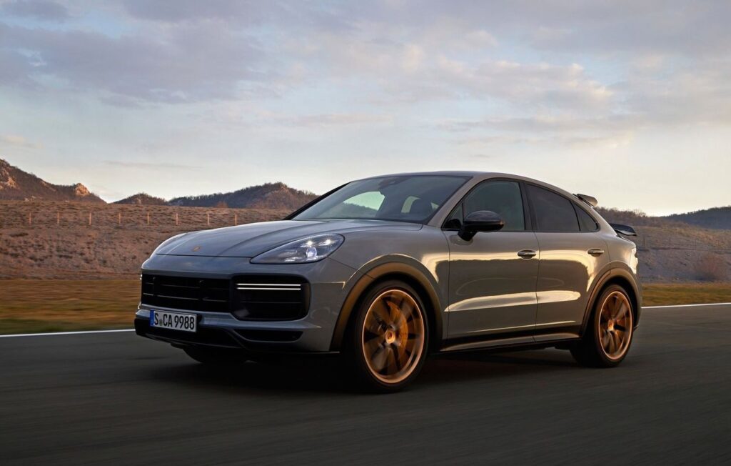 Top SUV luxe 2026 : Porsche Cayenne Turbo GT