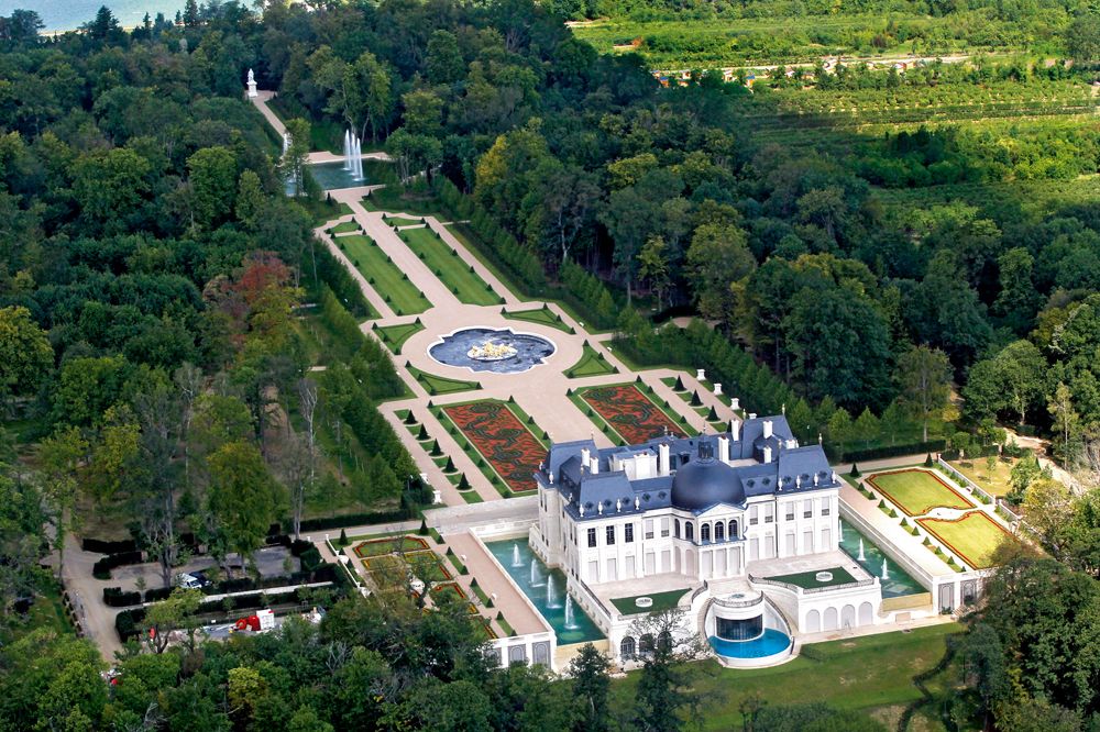 Le Château Louis XIV, Louveciennes