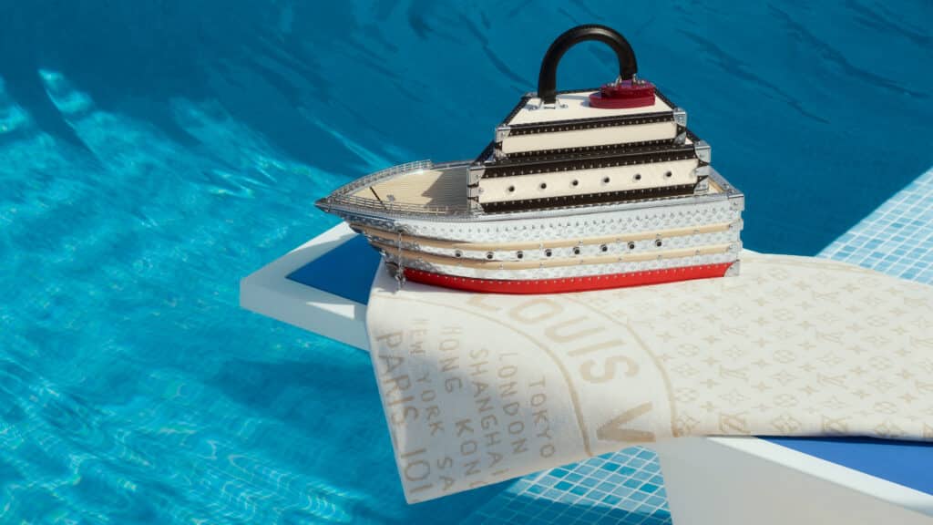 Louis Vuitton High Summer 2026 : Louis Boat