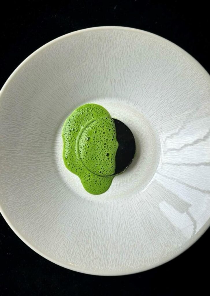 Assiette signée Frédéric Anton au Pré Catelan