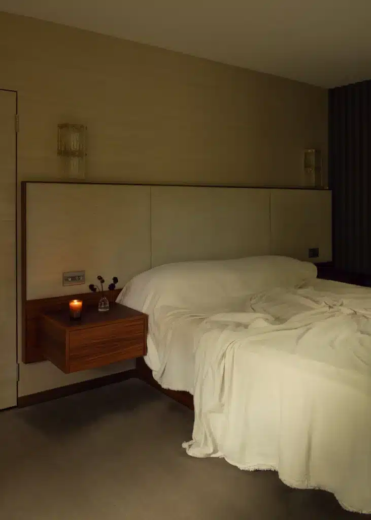 Studio Hagen Hall Pine Heath