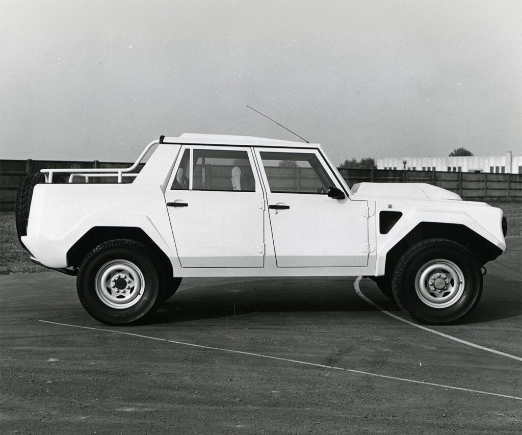 Lamborghini les plus convoitées : Lamborghini LM002 "Rambo Lambo"