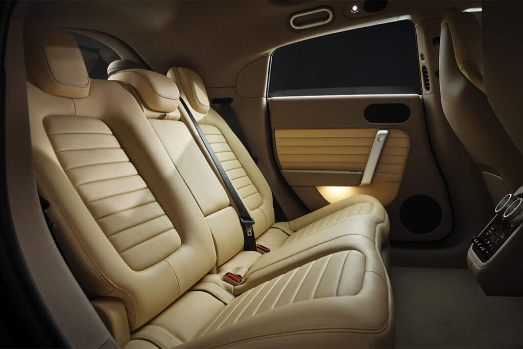 Intérieur de la Ferrari Luce