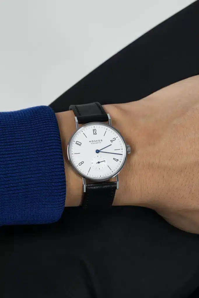 Plus belles montres de luxe à moins de 2000 euros : NOMOS Glashütte Tangente