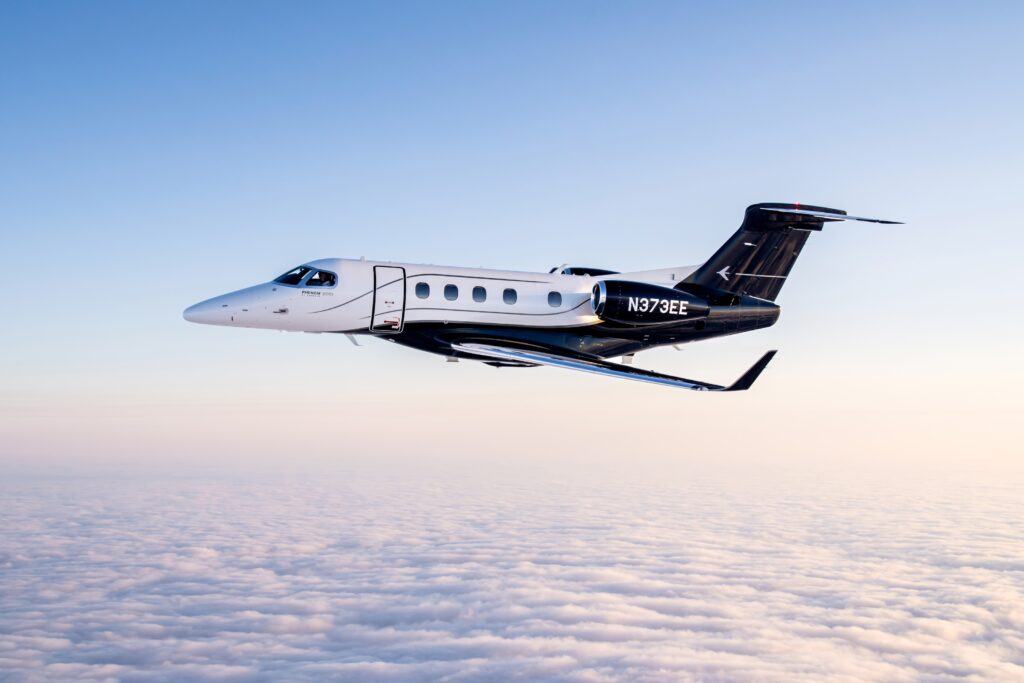Embraer Phenom 300EV