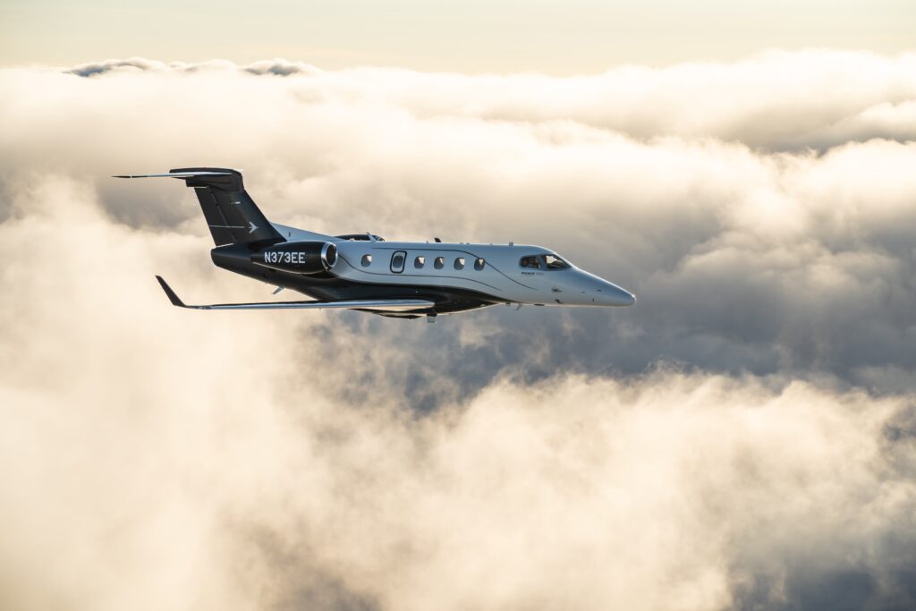 Embraer Phenom 300EV