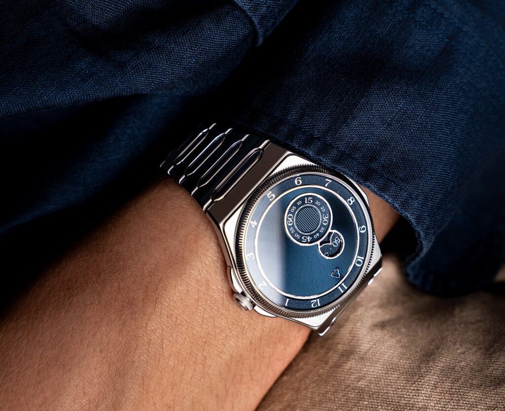 montres de luxe à moins de 50000 euros : Bulgari Octo Finissimo Squelette 8 Jours