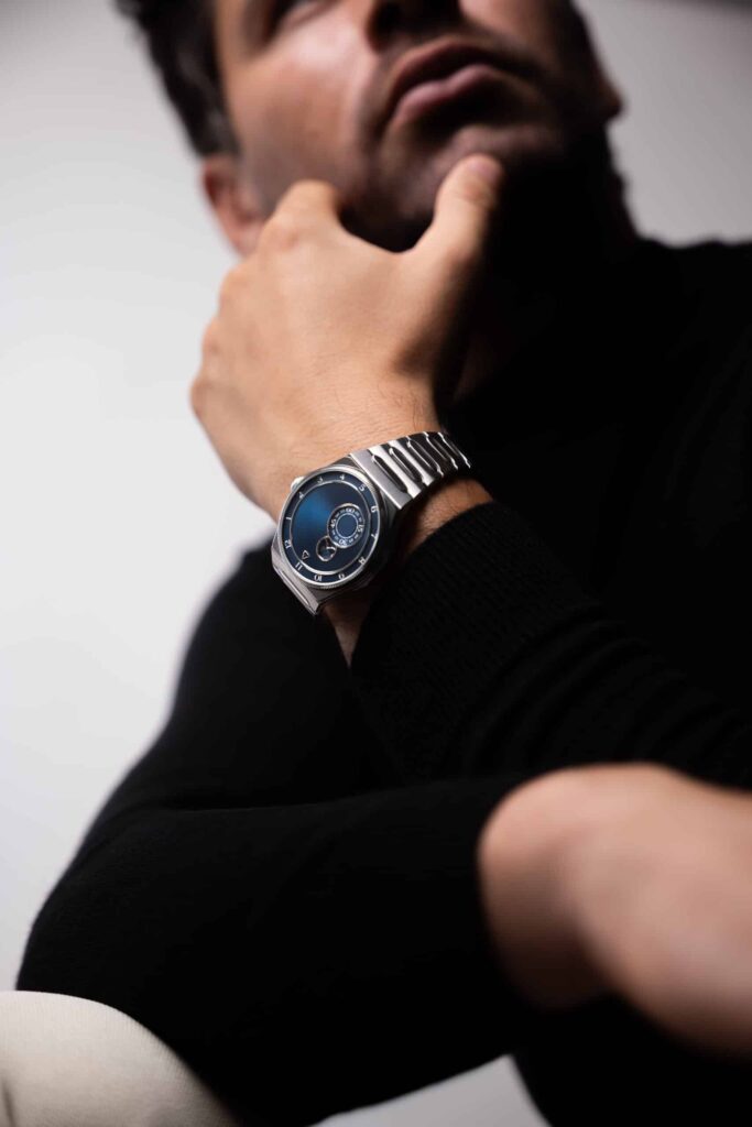 montres de luxe à moins de 50000 euros : Bulgari Octo Finissimo Squelette 8 Jours