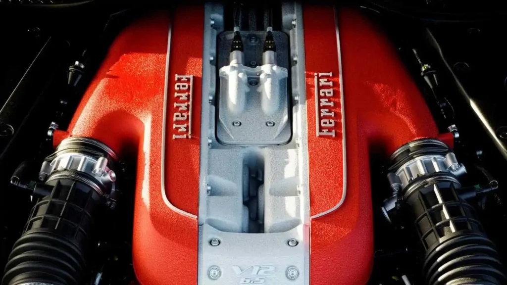V12 Ferrari