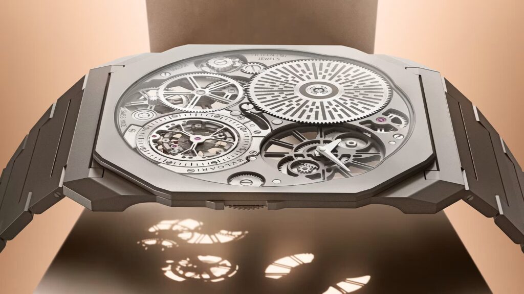 Les 10 Plus Belles Montres de Luxe à Moins de 1 000 000 € : Bulgari Octo Finissimo Ultra Tourbillon Platine