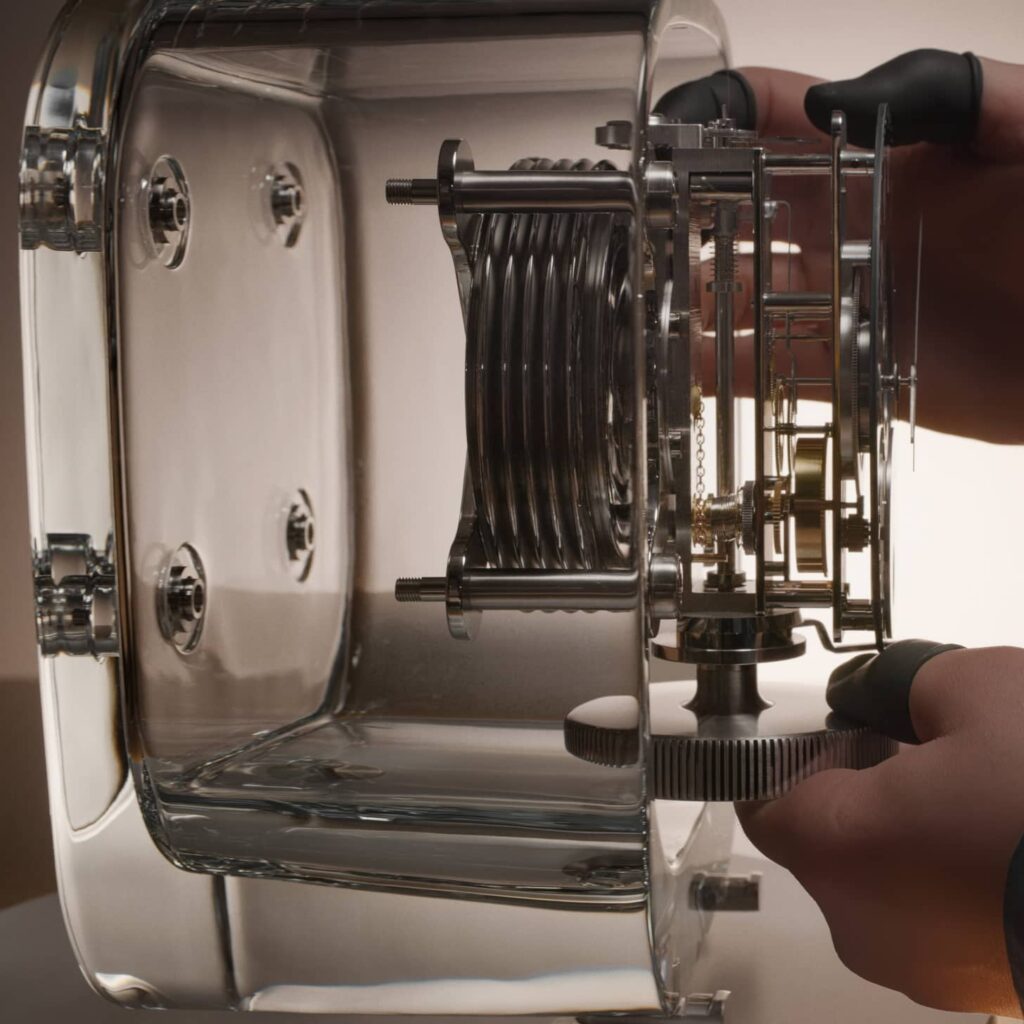 Jaeger-LeCoultre Atmos Designer 568 by Marc Newson : Mouvement