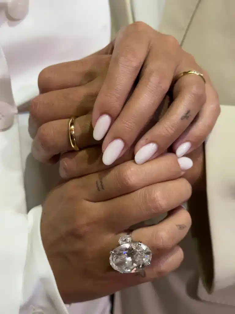 contrat de mariage Ronaldo Georgina : le diamant de taille ovale estimé entre 40 et 45 carats, pour environ 6 millions d'euros