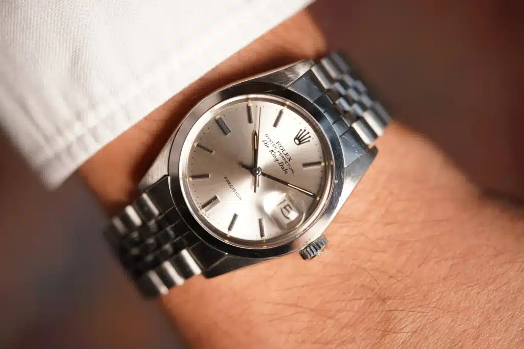 rolex occasion moins de 5 000 euros : Rolex Air-King Date réf. 5700 / 5701, l'héritage aviateur au format compact