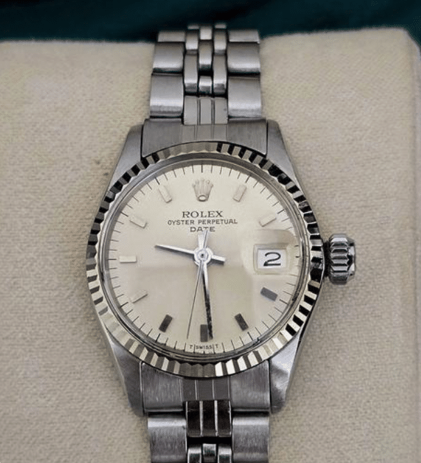 rolex occasion moins de 5 000 euros : Rolex Oyster Perpetual Lady réf. 6516 / 6517, le vintage unisexe le plus abordable de la sélection