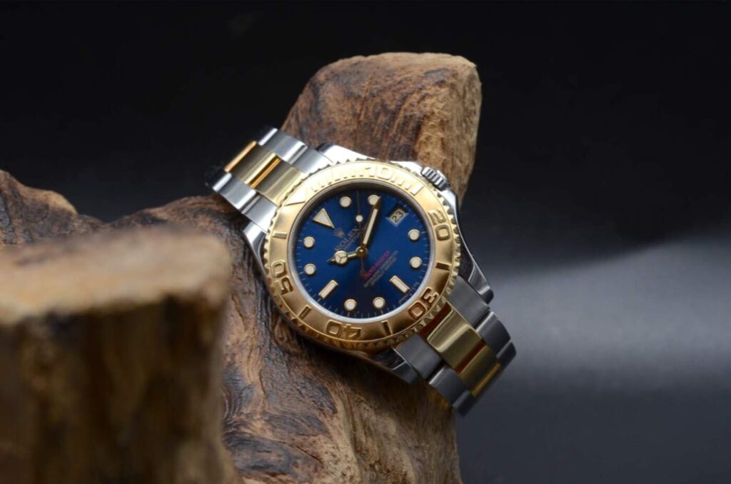 rolex occasion moins de 10 000 euros : Rolex Yacht-Master réf. 68623, la voile et l'or jaune au format médium