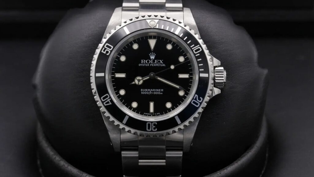 Rolex Submariner (No Date) réf. 14060M