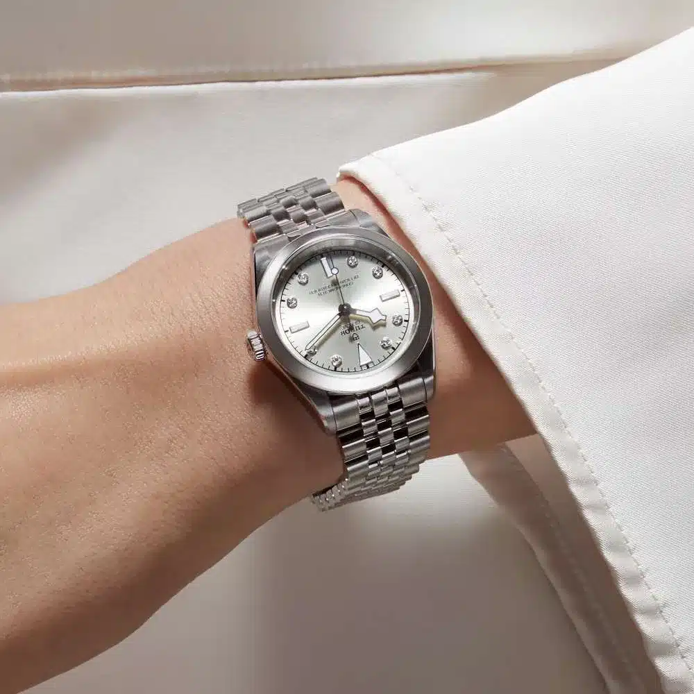 Montres femme moins de 5000 euros