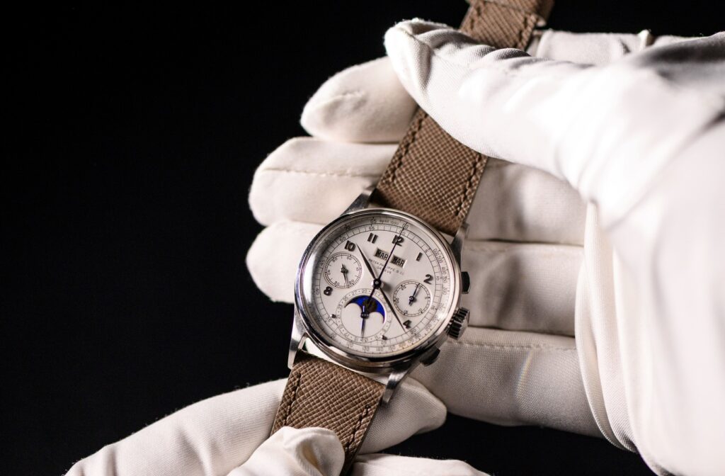 montres à plus d'un million de dollars : Patek Philippe, La mythique 1518 adjugée 17,6 millions de dollars, record absolu pour une montre vintage de la manufacture
