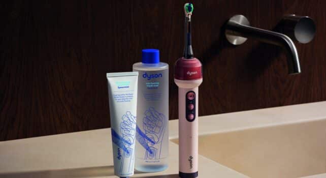 Dyson CameraJet : La brosse à dents électrique s’invite dans les codes du luxe