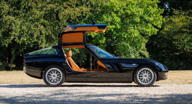 Bristol Cars achève enfin ses derniers châssis Fighter, abandonnés depuis 2011