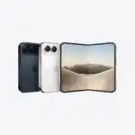 iPhone pliable Apple en deux coloris, bleu nuit et blanc, écran ouvert sur un fond d'écran de dunes désertiques