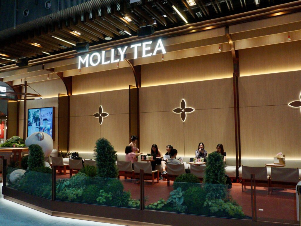 Louis Vuitton Molly Tea