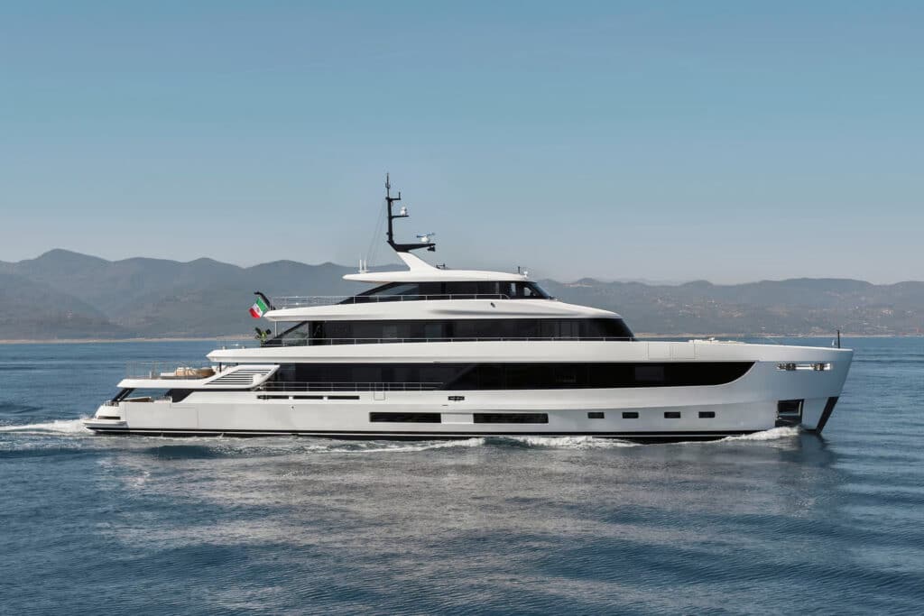 Cannes Yachting Festival 2026 : Azimut Grande 44M, prix spécial des Innovation Awards